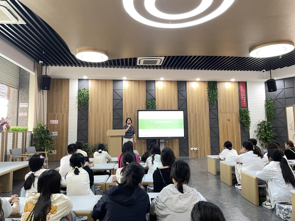 2025新澳门免费原料大全