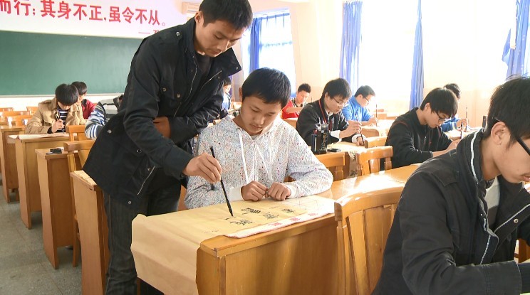 2025新澳门免费原料大全