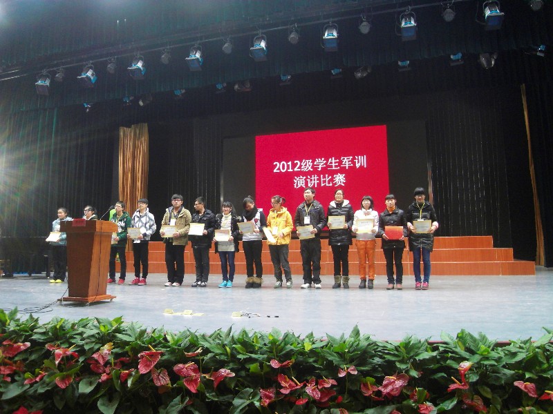 2025新澳门免费原料大全