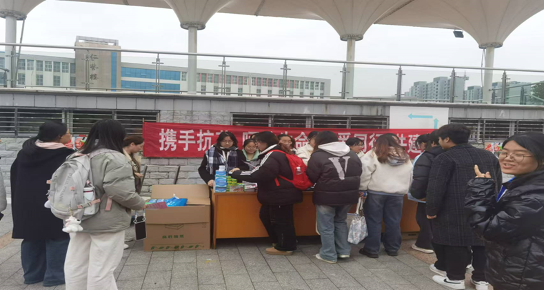 2025新澳门免费原料大全