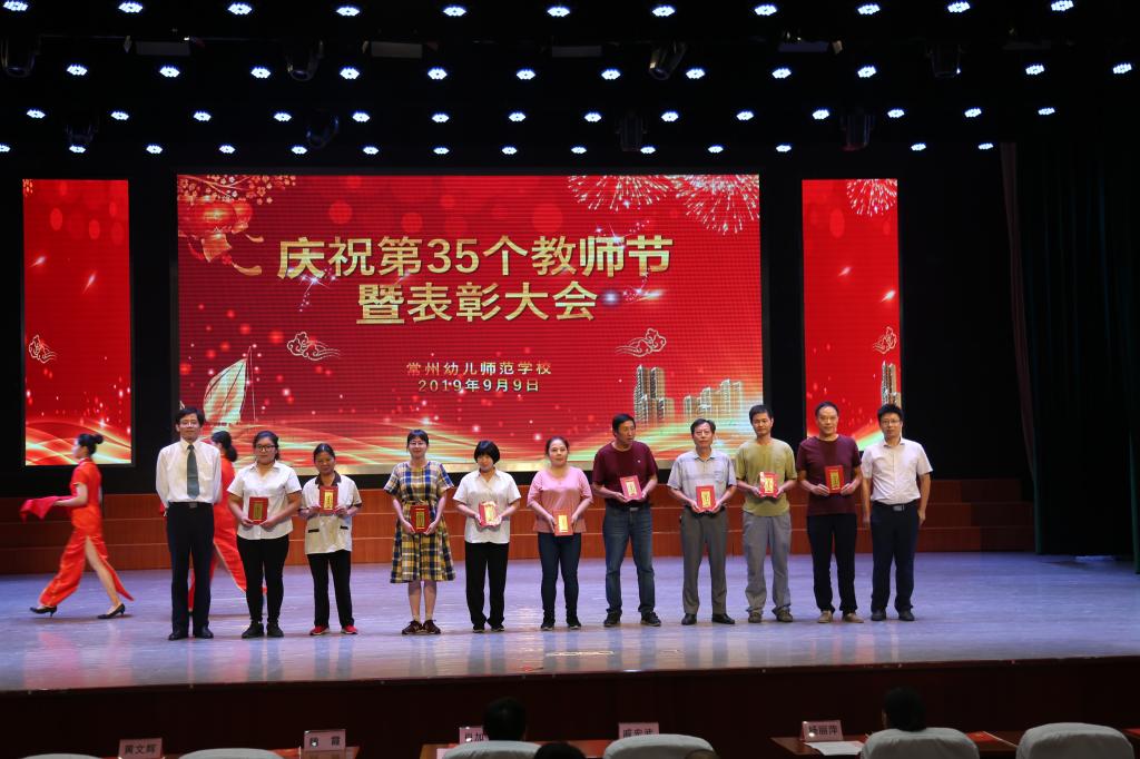 2025新澳门免费原料大全