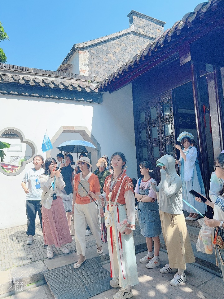 2025新澳门免费原料大全